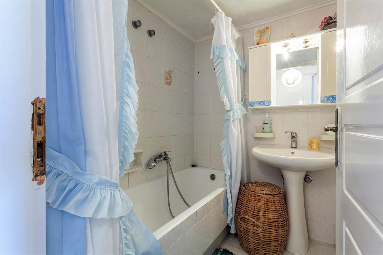 Bright Comfy Flat Near The Beach & The City Center Kalamáta Buitenkant foto